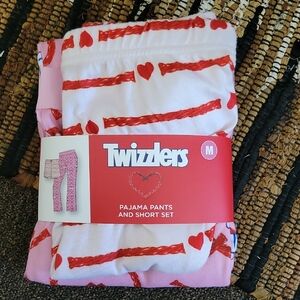 Women’s Pink & Red Heart Pajama Pants and Short Set - M